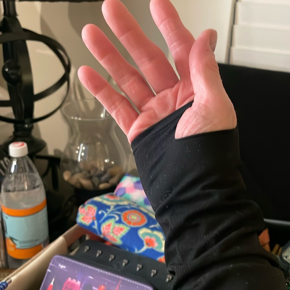 Black Women's Thumbhole Stretch Gloves